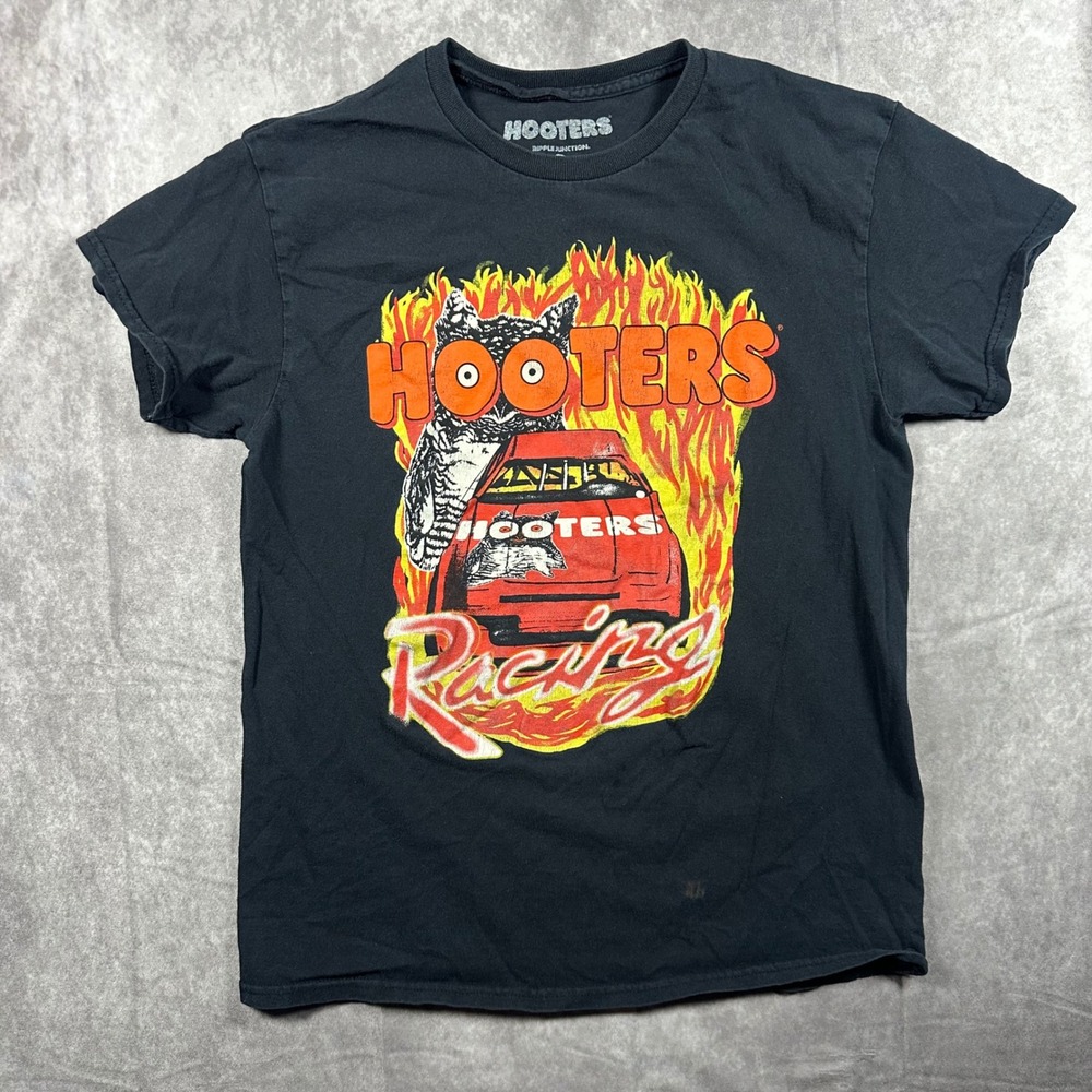 Hooters Racing T Shirt Mens Medium Black Ripple Junction Graphic Owl Fire Nascar